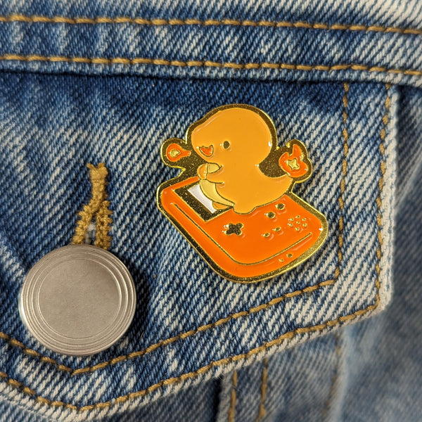 Enamel Pin - Game Controller With Starters