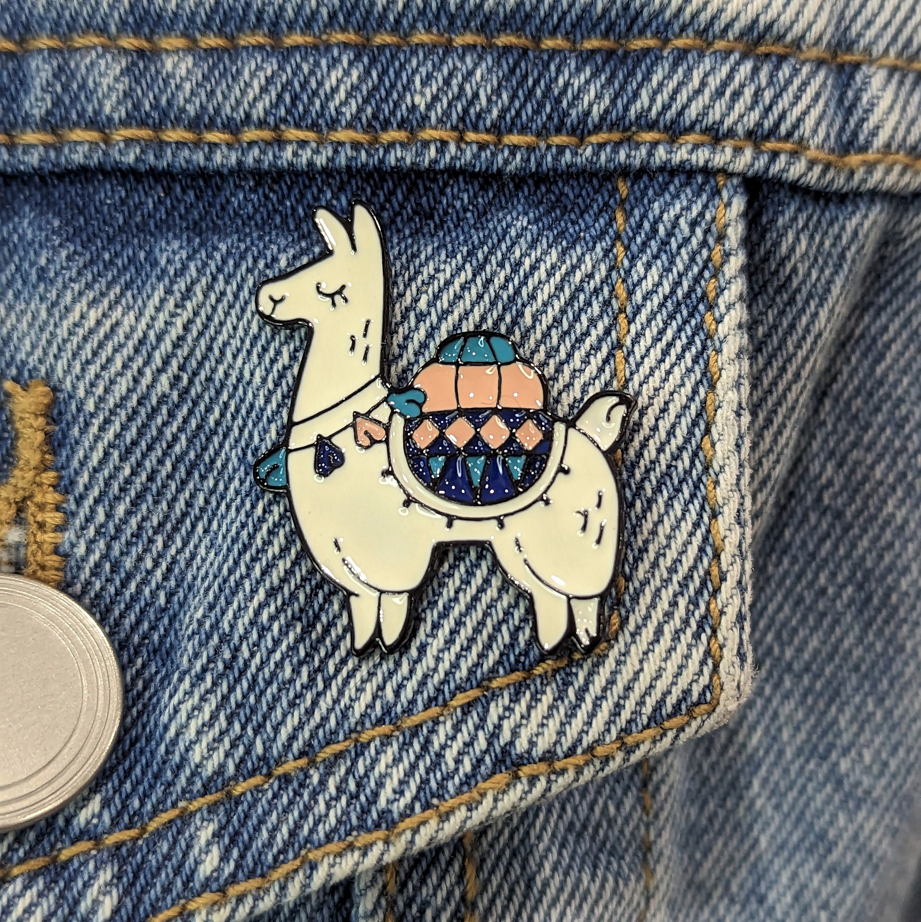 Enamel Pin - Standing Alpaca