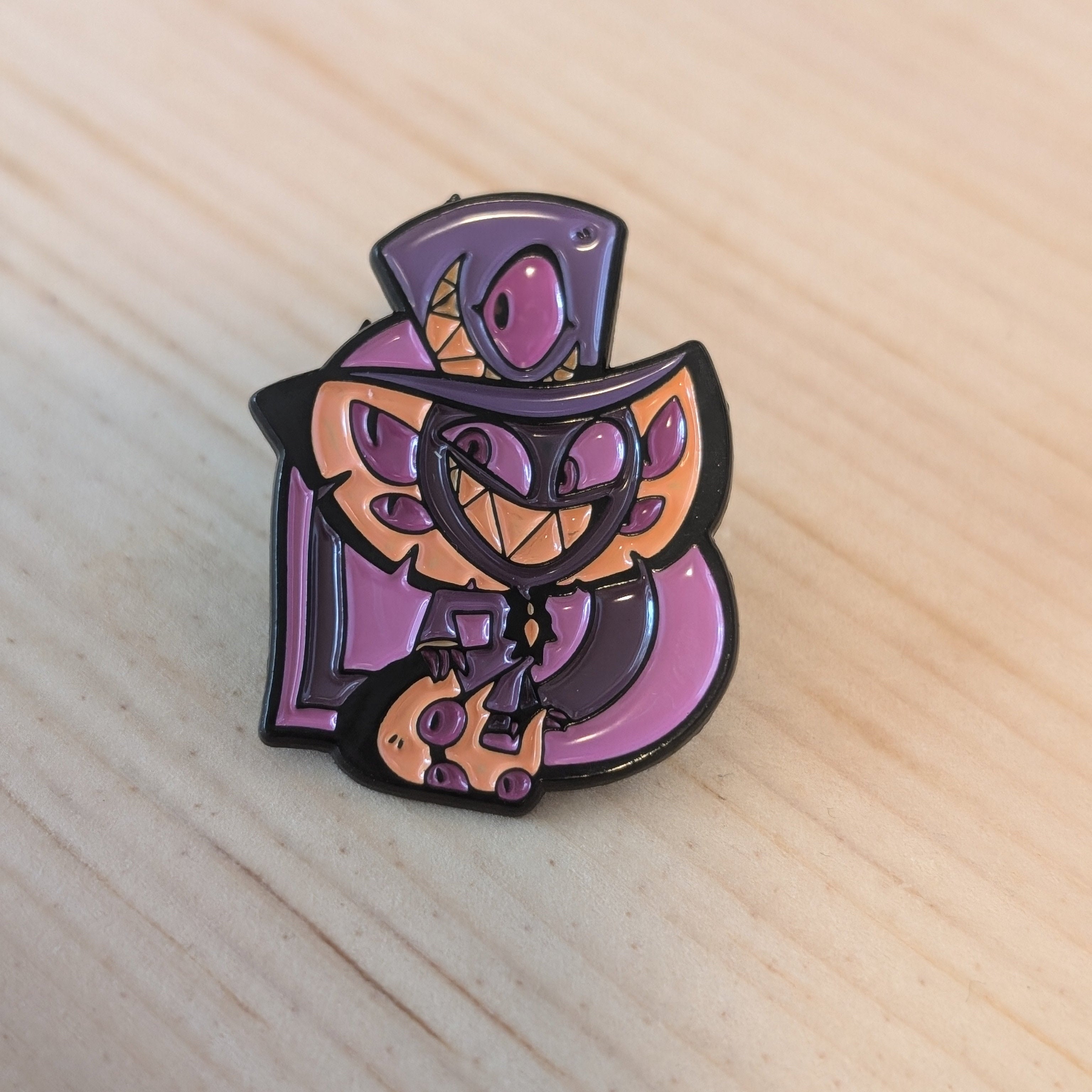 Enamel Pin - Sirpentious Heart